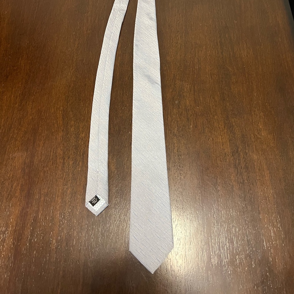 Van Heusen Tie- Silver Grey